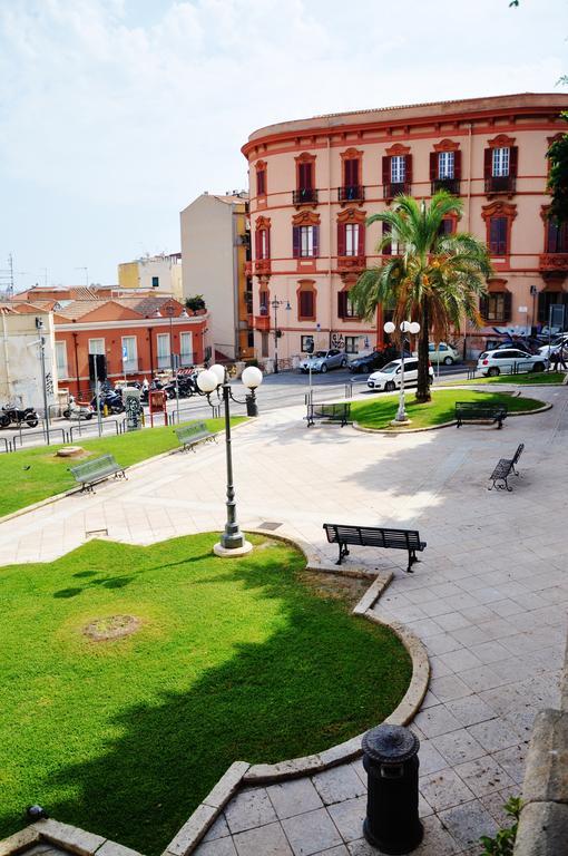 Suite Via Sulis 61 Cagliari Ngoại thất bức ảnh