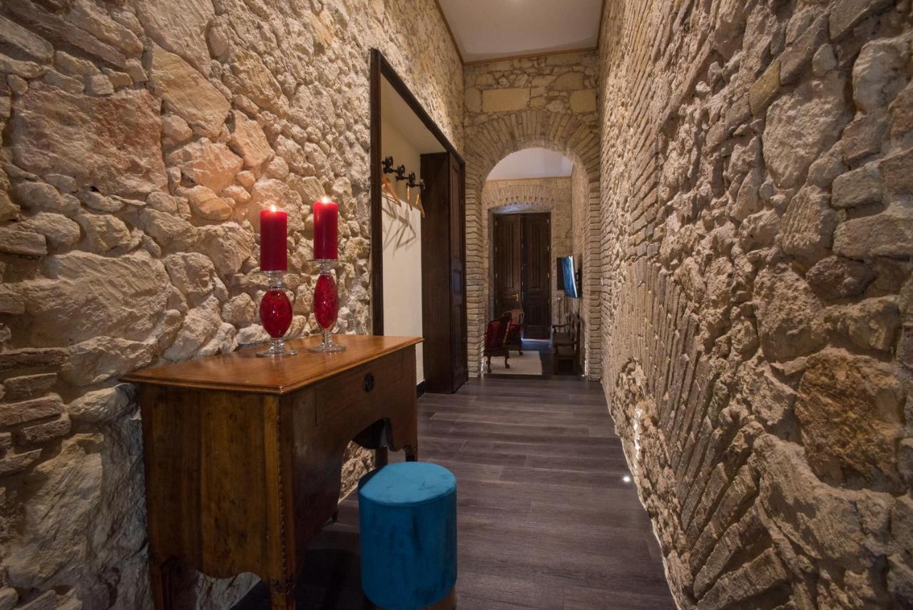 Suite Via Sulis 61 Cagliari Ngoại thất bức ảnh