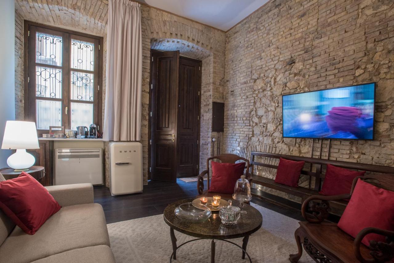 Suite Via Sulis 61 Cagliari Ngoại thất bức ảnh